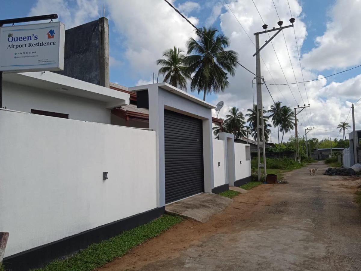 Queens Airport Residence Negombo Ngoại thất bức ảnh
