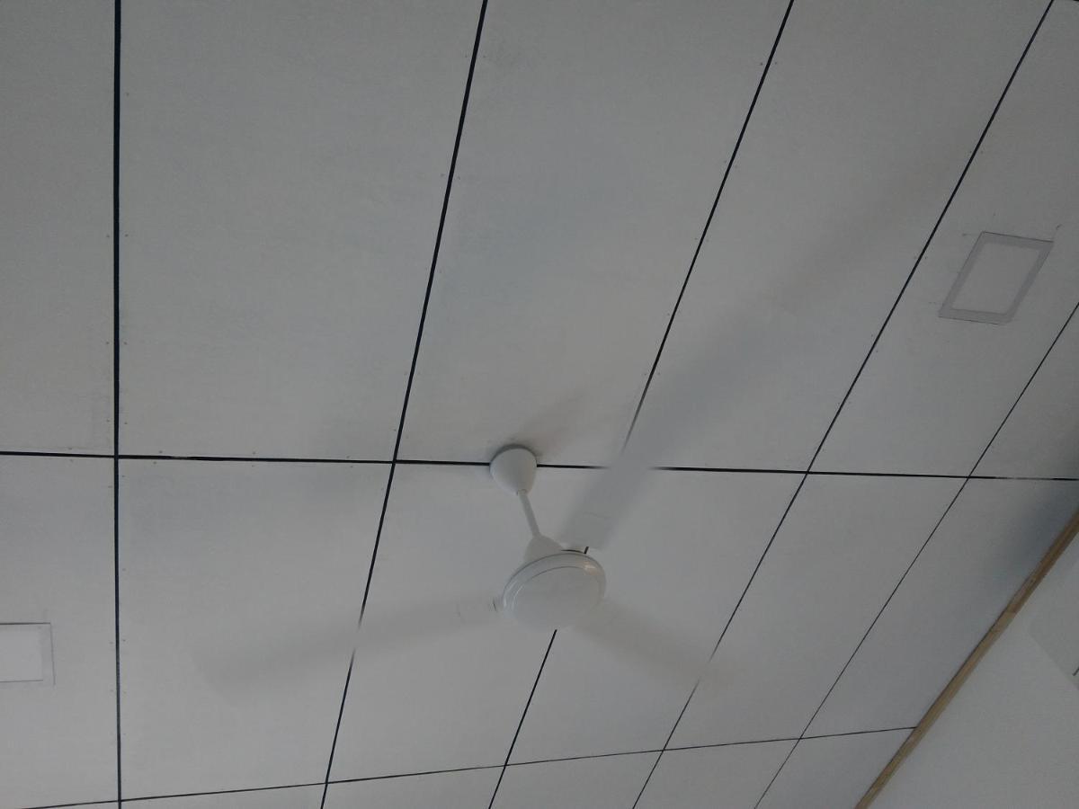 Queens Airport Residence Negombo Ngoại thất bức ảnh