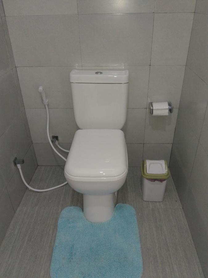 Queens Airport Residence Negombo Ngoại thất bức ảnh