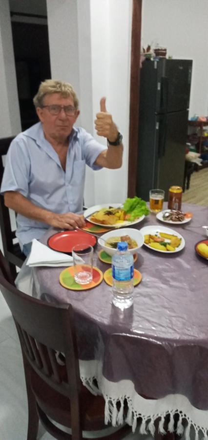 Queens Airport Residence Negombo Ngoại thất bức ảnh